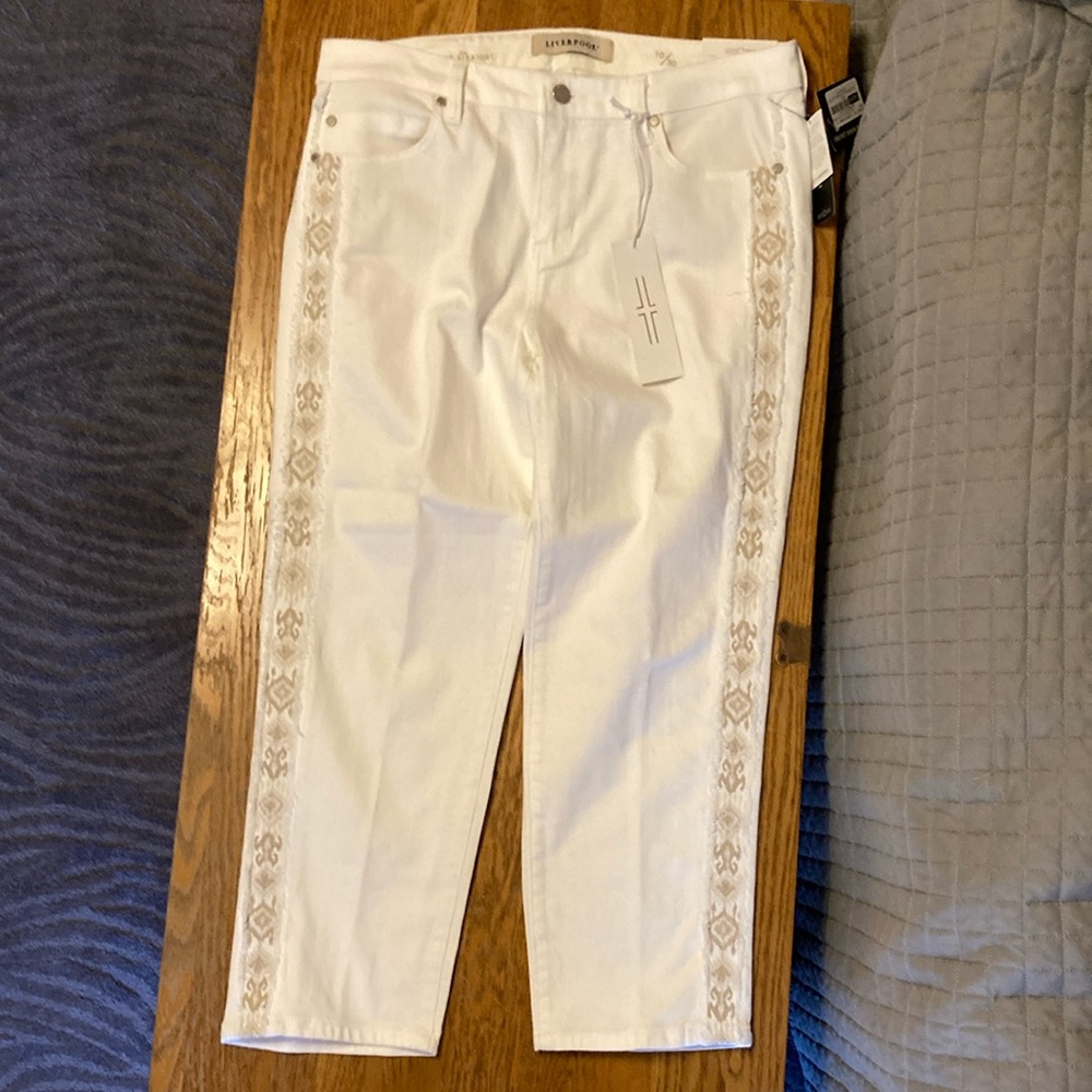 Liverpool crop straight white denim jeans with stitched detailing; size 10/30